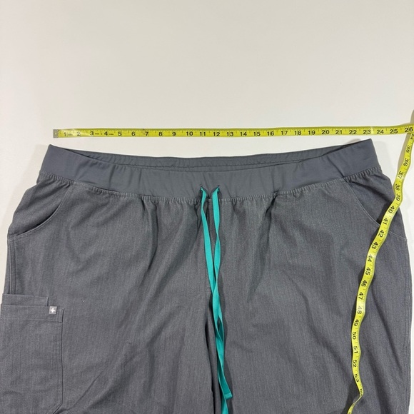 Figs Kade Cargo Scrub Bottom Pants Grey - Picture 6 of 8